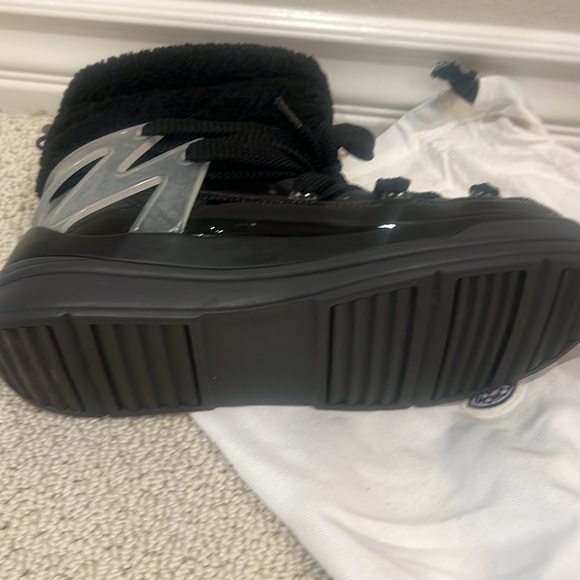 Moncler Insolux Boots - Picture 5 of 7